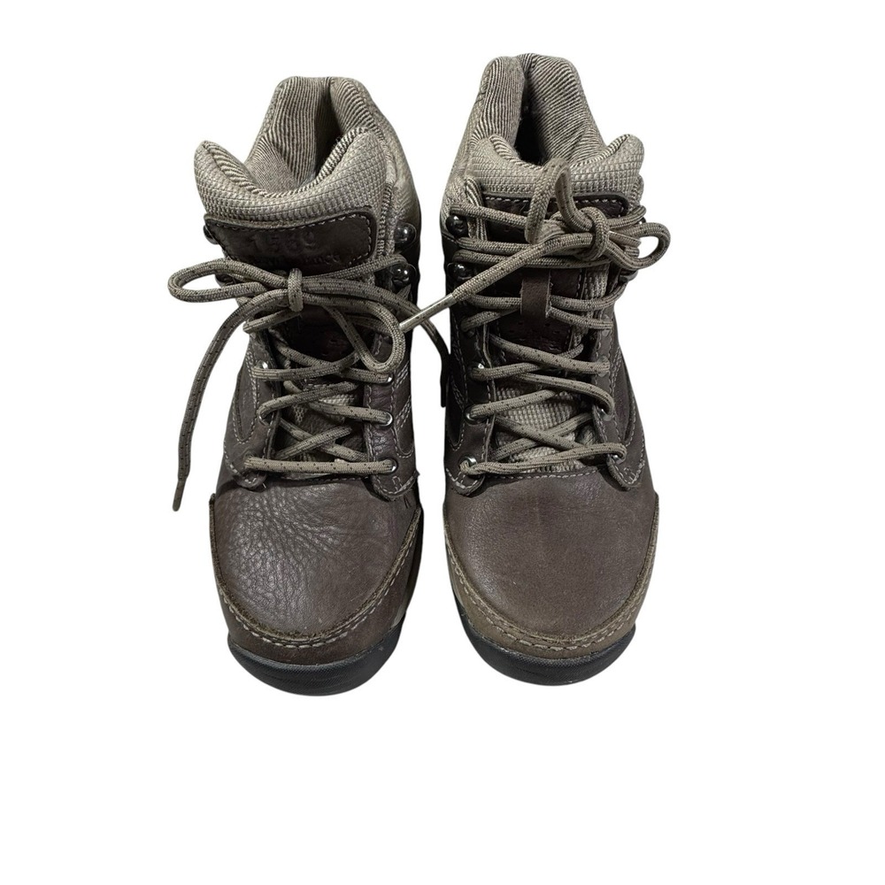 New Balance 1569 Boots Women 7.5 Grey Hiking Walking Shoe Gore-Tex